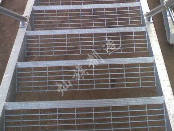 樓梯踏步板圖片1